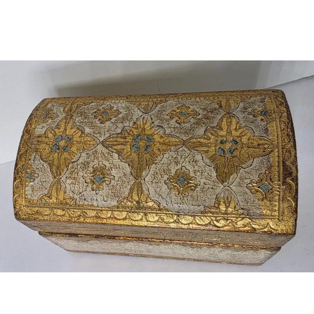 Vintage Florentine Italian Gilt Wood Jewelry Box Gold Leaf Domed Trinket Chest